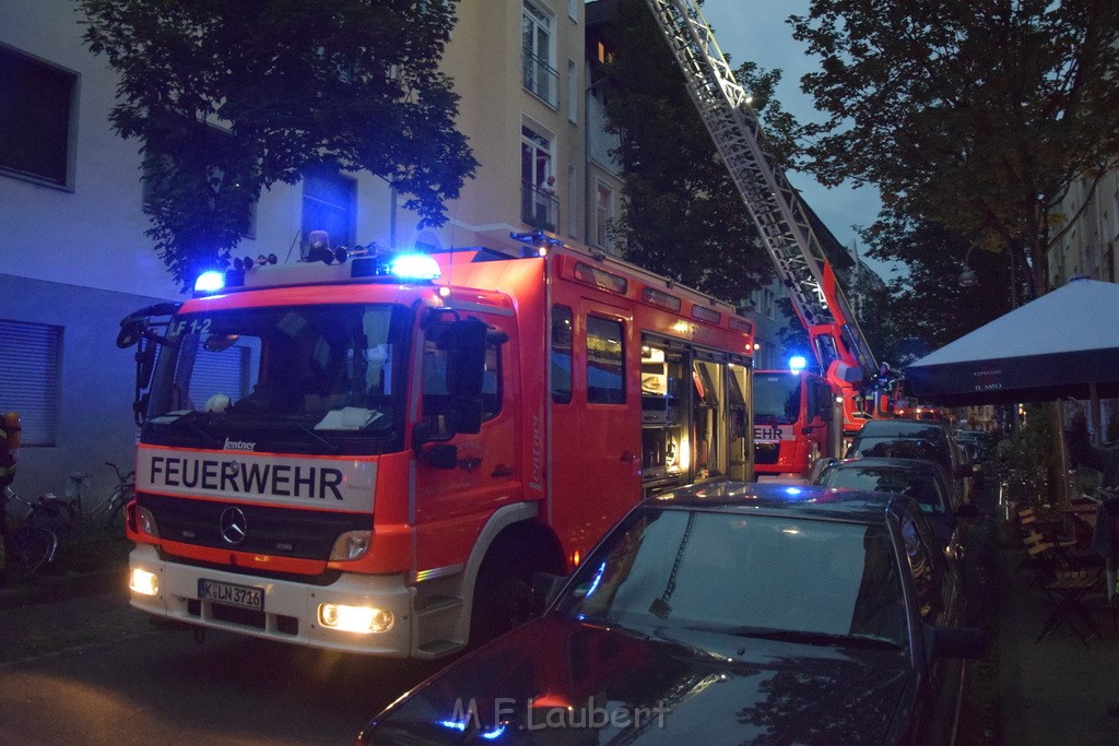 Feuer 2 Y Koeln Neustadt Sued Darmstaedterstr P039.JPG - Miklos Laubert